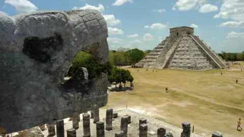 El centro religioso más importante de Yucatán hacia el siglo X