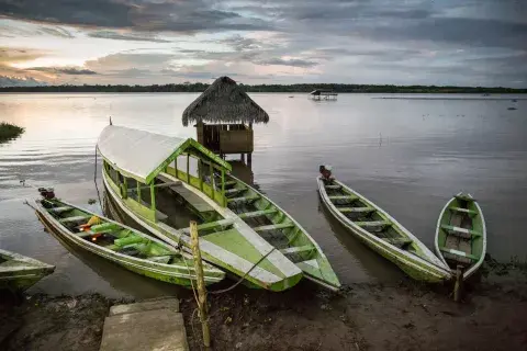 Barquitos en el Libertad Jungle Lodge de Iquitos Barquitos en el Libertad Jungle Lodge de Iquitos