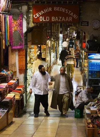 De compras por el Gran Bazar De compras por el Gran Bazar