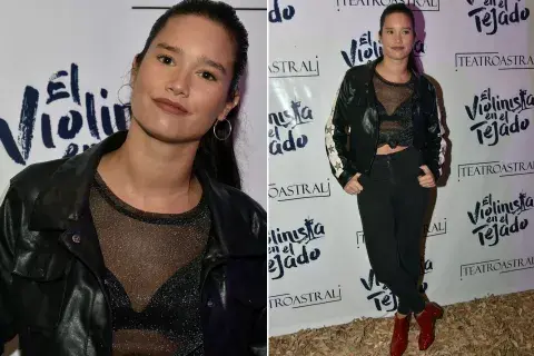 Manuela Viale, con campera motoquera, transparencias y botas rojas en el estreno de "El violinista en el tejado"