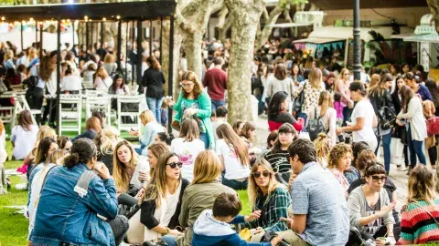 Gran día para estar al aire libre Gran día para estar al aire libre