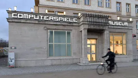 QBJZMPZZIBAZNIYXC4Q74KXFLY.jpg