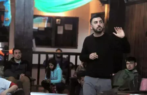 El psicólogo y activista por la diversidad sexual Federico Gómez, en un taller de ESI El psicólogo y activista por la diversidad sexual Federico Gómez, en un taller de ESI