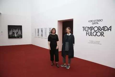 Recorrida previa a la inauguración de las muestras de Magdalena Schwartz y Foto Estudio Luisita en el MALBA