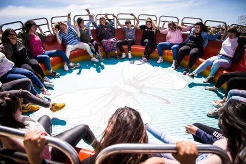 El samba, otra de las atracciones principales, colmado de gente. El samba, otra de las atracciones principales, colmado de gente.
