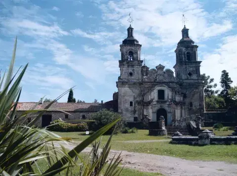 La iglesia barroca de la estancia Santa Catalina, en Ascochinga La iglesia barroca de la estancia Santa Catalina, en Ascochinga