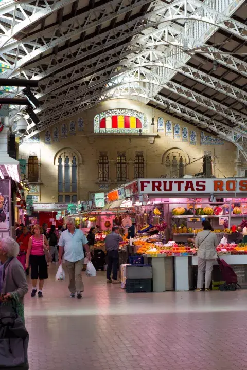 El modernista Mercado Central, una catedral sibarita El modernista Mercado Central, una catedral sibarita