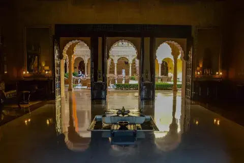 La hotelería en India no tiene medias tintas: se puede pasar de un palacio a un hostel de lo más básico, sin intermedios La hotelería en India no tiene medias tintas: se puede pasar de un palacio a un hostel de lo más básico, sin intermedios
