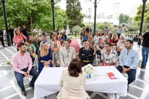 Leo y Mati se casaron en compañía de familia y amigos Leo y Mati se casaron en compañía de familia y amigos