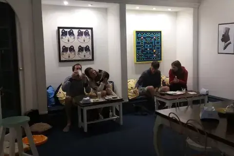 El menú incluye licuados, limonadas, cafés, tortas y muchas cosas ricas más para desayunar o merendar El menú incluye licuados, limonadas, cafés, tortas y muchas cosas ricas más para desayunar o merendar