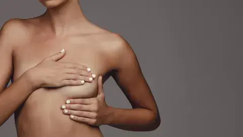 Haciéndote los controles todos los años te asegurás el diagnóstico temprano del cáncer de mama, y la mayoría de los estadios iniciales son curables. Haciéndote los controles todos los años te asegurás el diagnóstico temprano del cáncer de mama, y la mayoría de los estadios iniciales son curables.