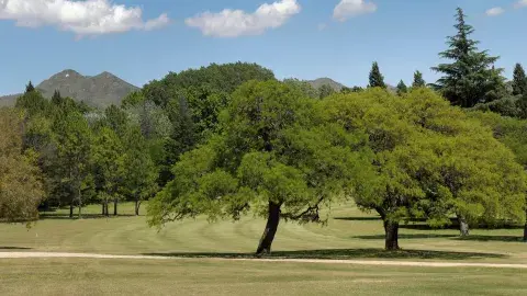 El golf de 18 hoyos