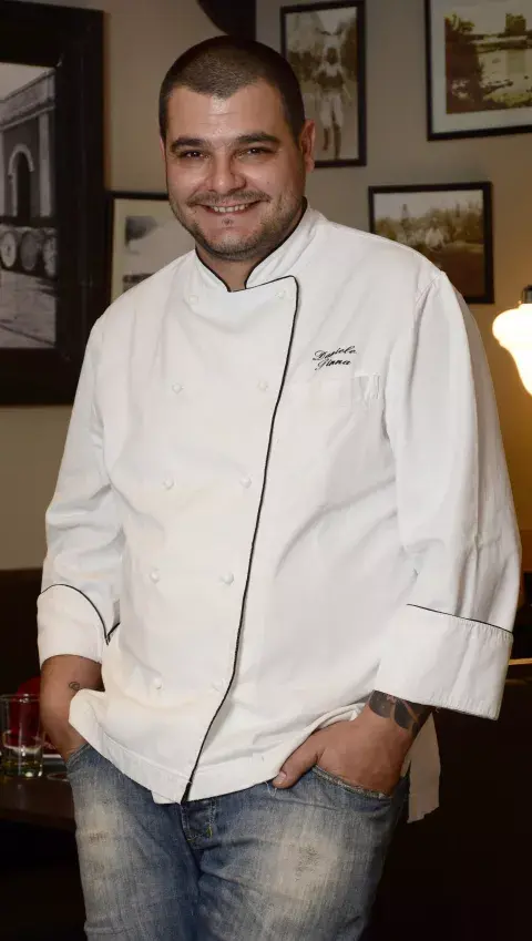 Daniele Pinna cocina con sabores de Cerdeñas Daniele Pinna cocina con sabores de Cerdeñas