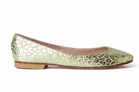 Chatita metalizada con print (The French Factory, $1740) Chatita metalizada con print (The French Factory, $1740)
