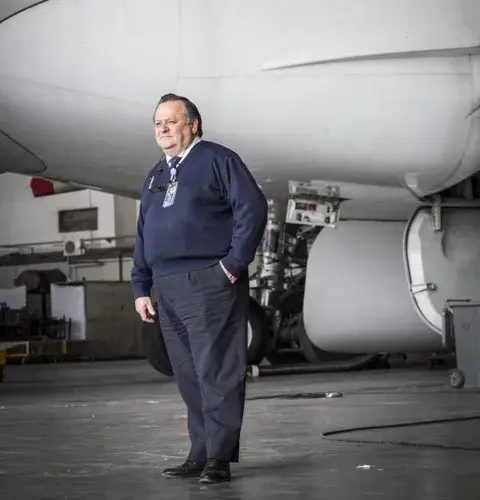 Federico Lehmann, jefe mecánico, un histórico del área de mantenimiento con un amor incondicional por los aviones Federico Lehmann, jefe mecánico, un histórico del área de mantenimiento con un amor incondicional por los aviones