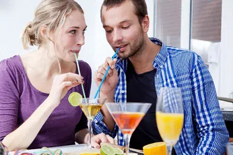 Animate a preparar estos drinks para compartir en pareja y ponerse hot!!! Animate a preparar estos drinks para compartir en pareja y ponerse hot!!!
