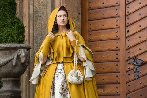 Caitriona Balfe como Claire. Outlander. FOX+ Caitriona Balfe como Claire. Outlander. FOX+