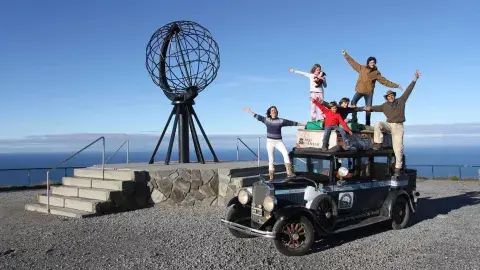 Los Zapp en Nordkapp, Noruega, en septiembre último Los Zapp en Nordkapp, Noruega, en septiembre último