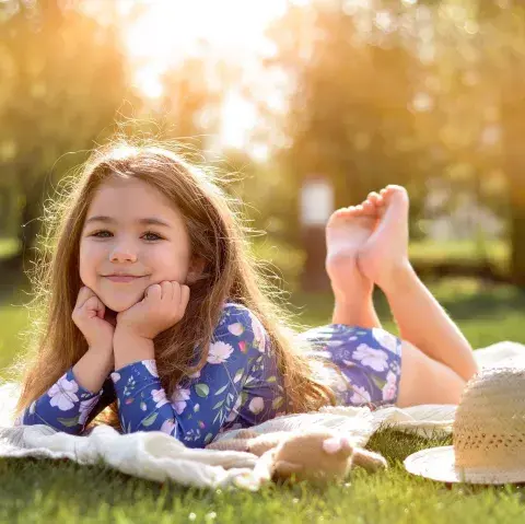 Lola, una de las hijas del matrimonio, disfruta y pide ser parte de las sesiones de fotos. Ella fue quien inspiró a Pau, Creadora y Diseñadora de Mini Ánima a volcarse al rubro infantil y crear en 2017 el emprendimiento. Lola, una de las hijas del matrimonio, disfruta y pide ser parte de las sesiones de fotos. Ella fue quien inspiró a Pau, Creadora y Diseñadora de Mini Ánima a volcarse al rubro infantil y crear en 2017 el emprendimiento.