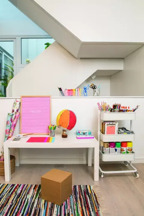 Un espacio creativo para los chicos donde tengan todo al alcance de la mano. Un espacio creativo para los chicos donde tengan todo al alcance de la mano.
