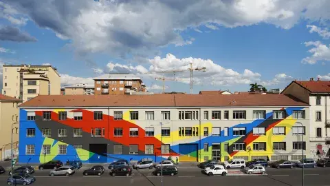 “Movimiento transversal” en Milán, Italia “Movimiento transversal” en Milán, Italia