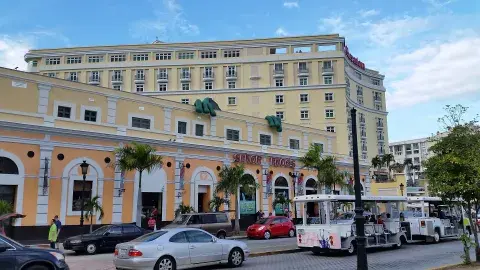 San Juan, entre el viejo y el nuevo mundo San Juan, entre el viejo y el nuevo mundo