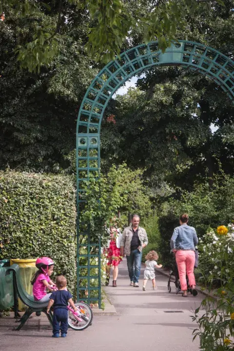 Antes que Nueva York: un paseo elevado de 4,7 km en el Distrito 12 Antes que Nueva York: un paseo elevado de 4,7 km en el Distrito 12