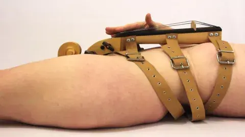 “Un cuerpo se libera cuando se expande”, es el nombre de la obra “Un cuerpo se libera cuando se expande”, es el nombre de la obra