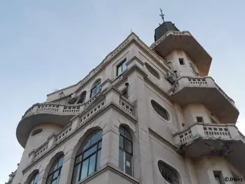 Palacio de los bichos. Foto: porloscienbarrios.com Palacio de los bichos. Foto: porloscienbarrios.com