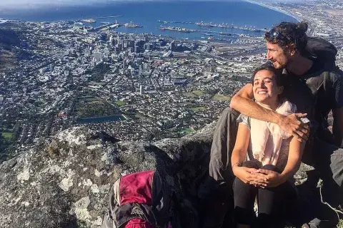 La montaña de la mesa en Ciudad del Cabo. Gentileza Juan Villarino y Laura Lazzarino La montaña de la mesa en Ciudad del Cabo. Gentileza Juan Villarino y Laura Lazzarino