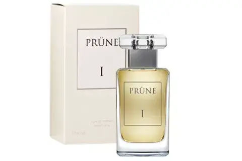 Una mezcla perfecta de aromas florales, madera y Gree ($ 89, Prüne) Una mezcla perfecta de aromas florales, madera y Gree ($ 89, Prüne)