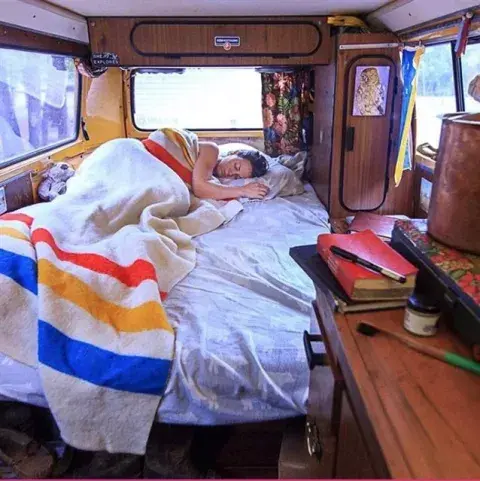 @idletheorybus @idletheorybus