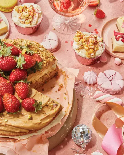 Torta sablée de limón, coco y pistachos Torta sablée de limón, coco y pistachos