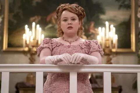 Nicola Coughlan como Penelope Featherington. Foto: Cr. Liam Daniel/Netflix © 2022 Nicola Coughlan como Penelope Featherington. Foto: Cr. Liam Daniel/Netflix © 2022