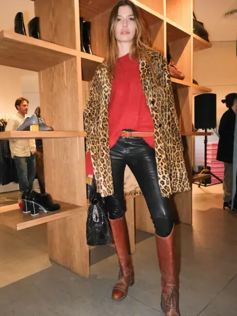 Chloe-Bello_Mishka_2_2026_.jpg Chloe-Bello_Mishka_2_2026_.jpg