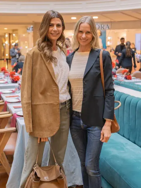 Juliana-Awada-y-Carola-Del-Bianco.jpg Juliana-Awada-y-Carola-Del-Bianco.jpg