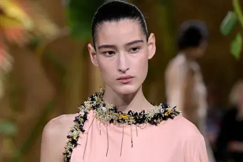 maquillaje-natural-con-glow.jpg