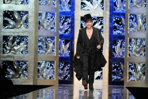john Galliano en la pasarela.jpg john Galliano en la pasarela.jpg