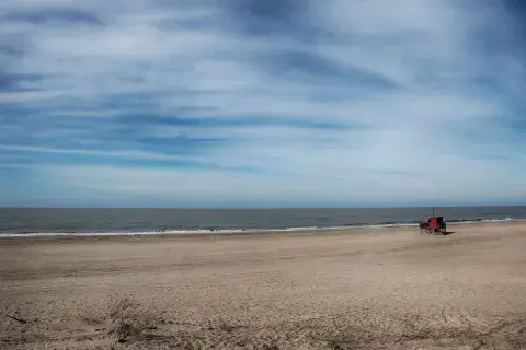 Playa-deserrtica.jpg