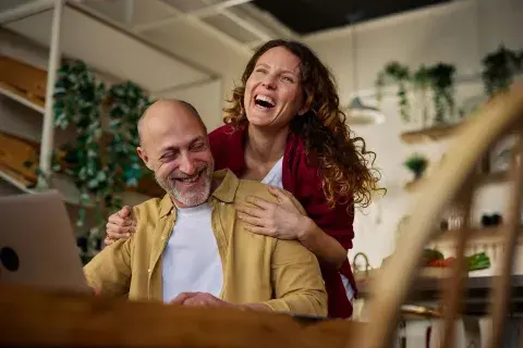 Pareja-sonriendo.jpg