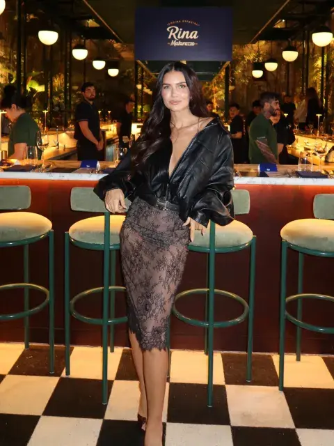 Zaira Nara en el resto.png Zaira Nara en el resto.png