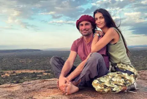 Zaira nara y Jacob.png