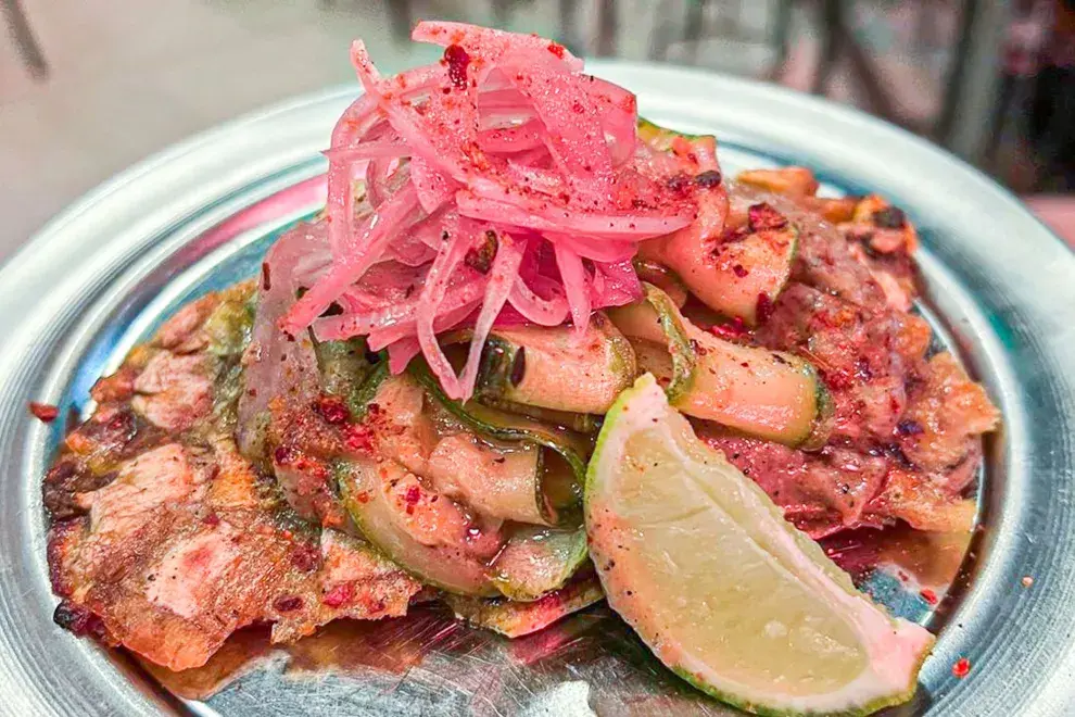 Rosti de plátano con babaganush caliente