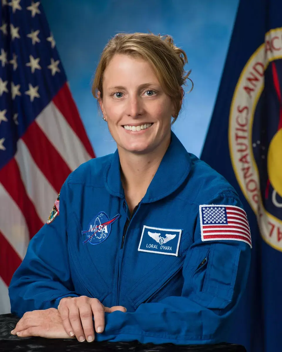 Loral Ashley O'Hara,  Ingeniera aeroespacial