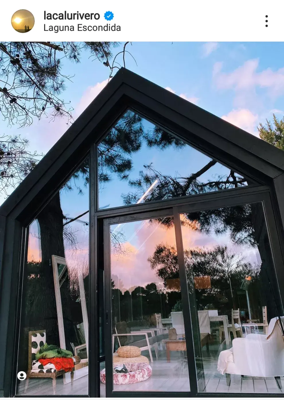 Actualmente, Calu vive en su casa sustentable de Laguna Escondida, Uruguay.