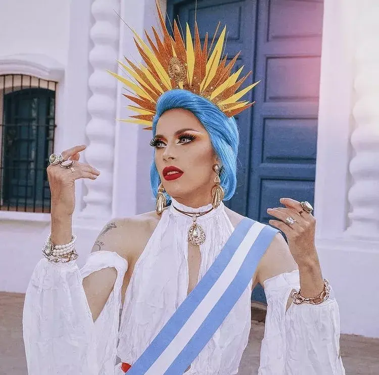 Lady Alutrix será la primera drag queen en interpretar el himno nacional en la Casa Histórica