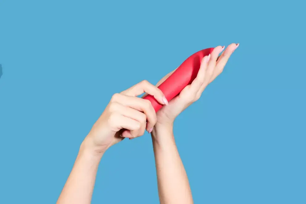 Cómo son los sex toy que se sincronizan con videos porno.