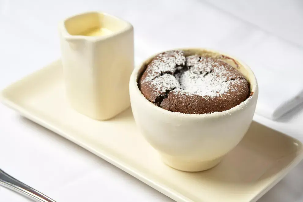 Souffle con crema inglesa