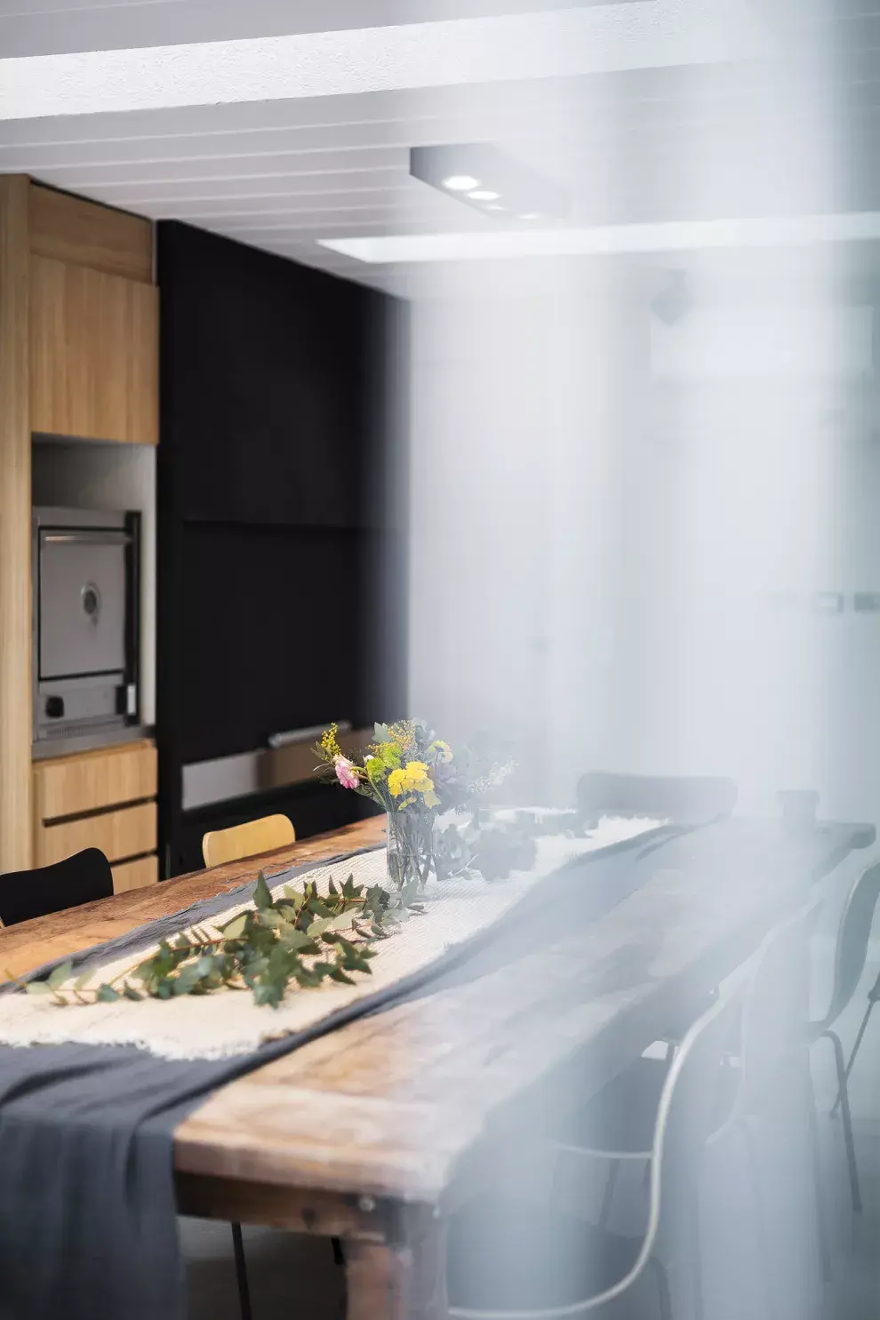 Un patio que se convirtió en quincho completo