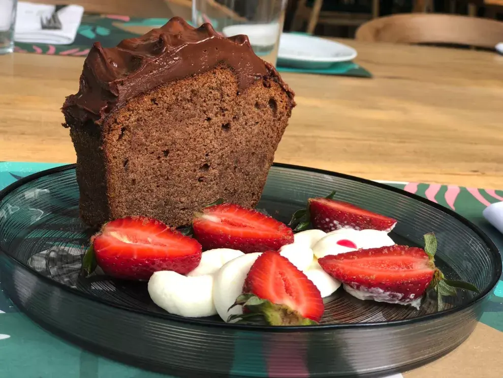 Torta húmeda de chocolate